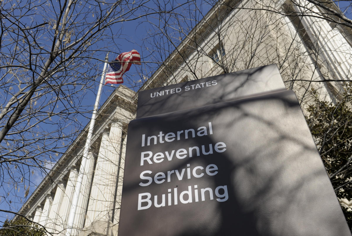 USA Internal Revenue Service Building